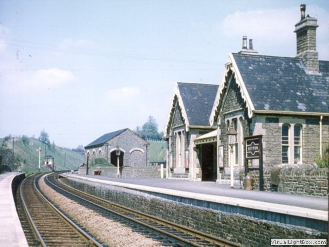 Bitton station